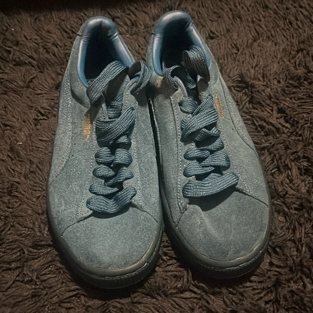 Puma size 6 ( boys )